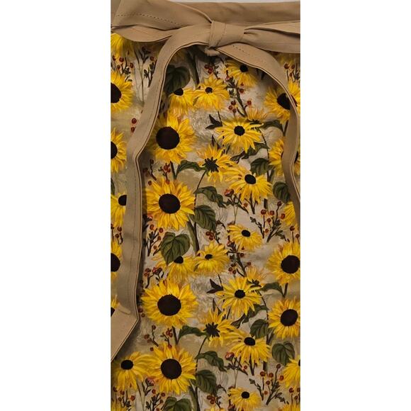 Handmade reversible cotton apron egg collector egg apron farmhouse rooster print - Picture 5 of 5